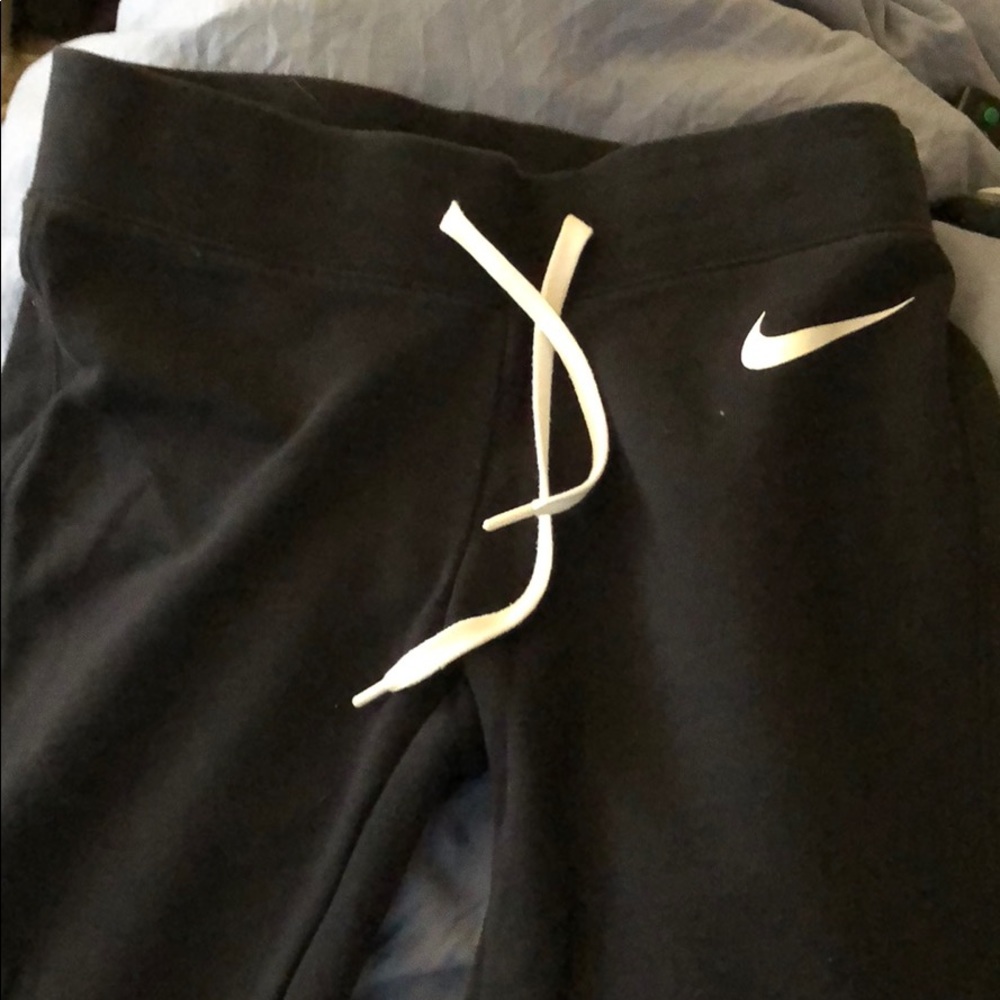 Nike sweats xs clean smoke free home